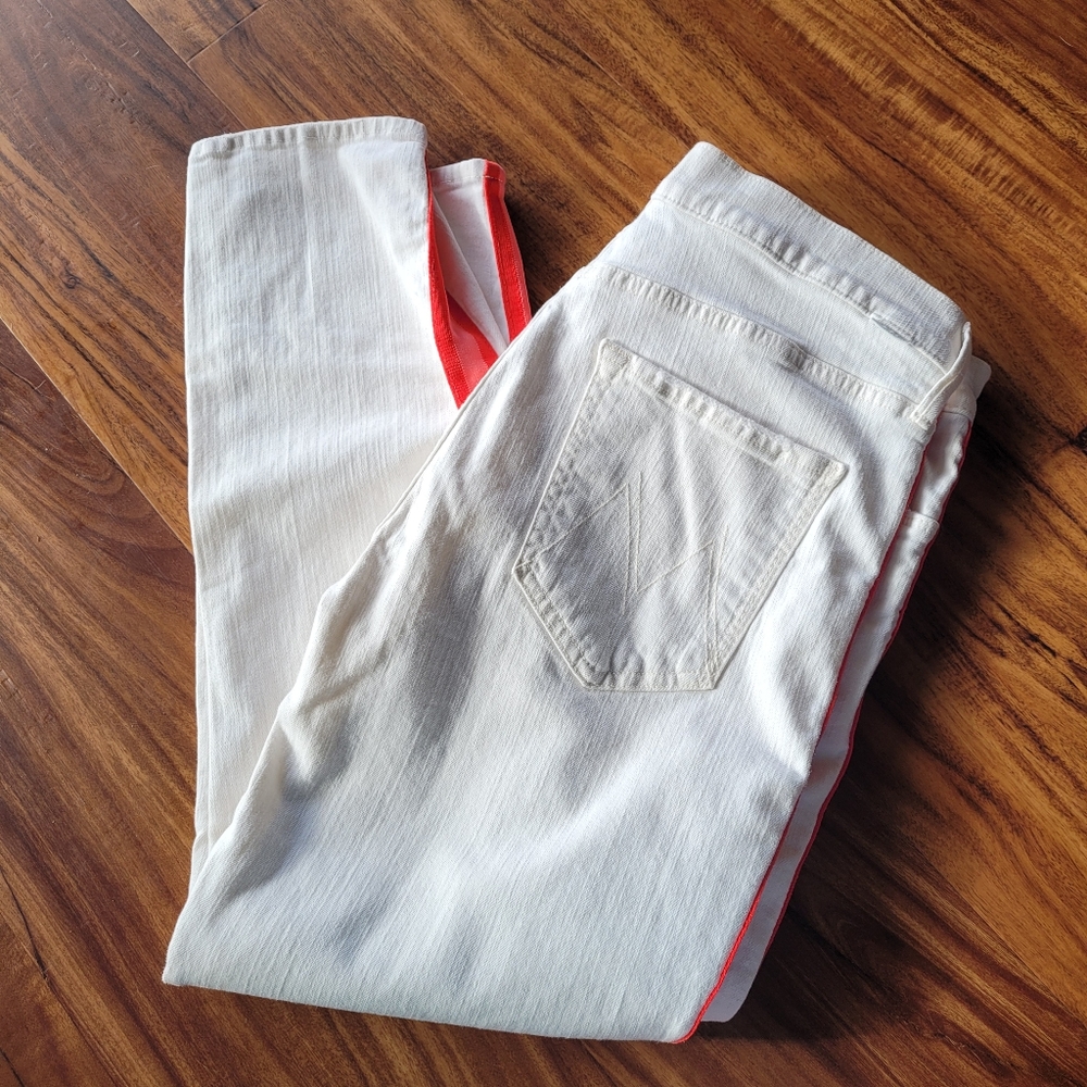 MOTHER Cropped Jeans in White with Red Accent - Picture 2 of 15
